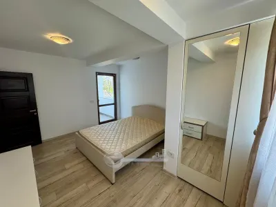 Apartament 3 camere, 76mp,  la 2 min de Palas, Parcare inclusă - foto 3