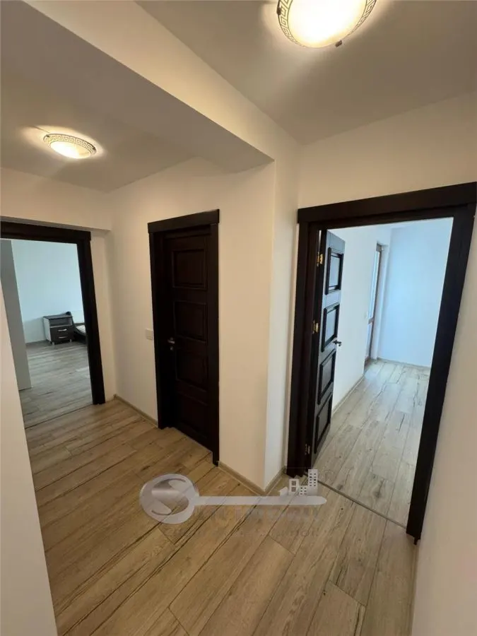 Apartament 3 camere, 76mp,  la 2 min de Palas, Parcare inclusă - foto 5