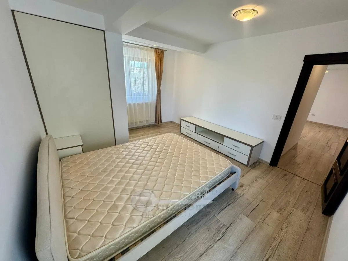 Apartament 3 camere, 76mp,  la 2 min de Palas, Parcare inclusă - foto 7