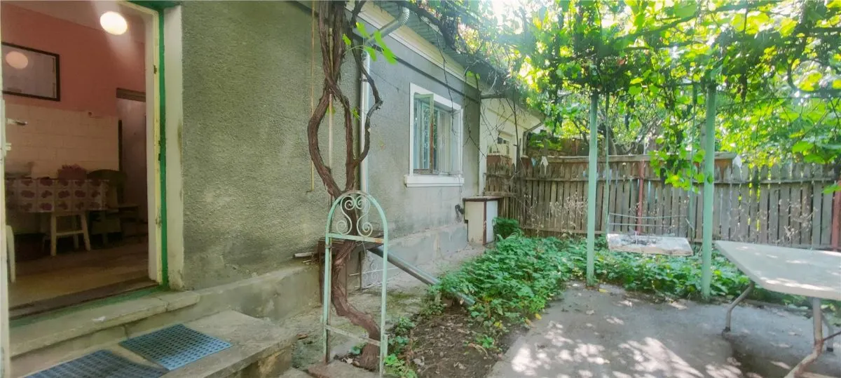 GARA CENTRU PIATA UNIRII TEREN 377 MP CU CASA - foto 18