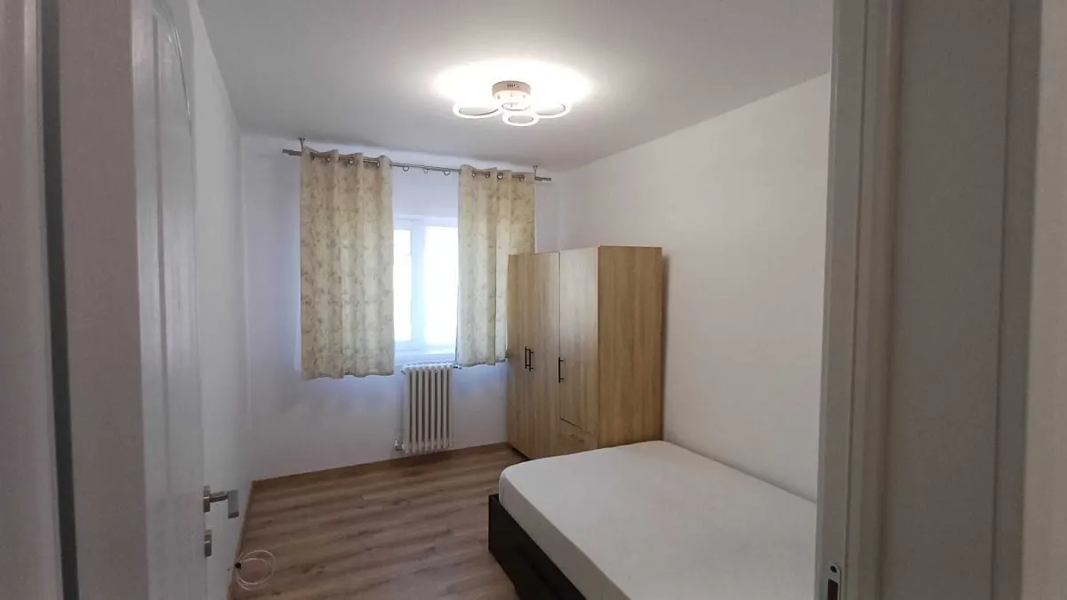Apartament spatios cu 3 camere - Centru, Targu Cucu - foto 3