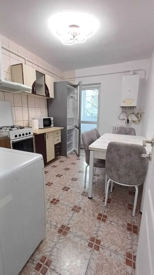 Apartament spatios cu 3 camere - Centru, Targu Cucu - foto 5