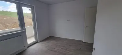 Apartament 2 camere - 38mp + 25mp curte - Iasi
