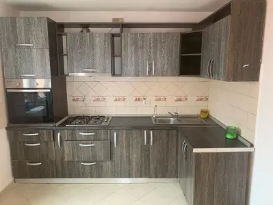 Casa/Vila Tatarasi - 740 euro - Iasi