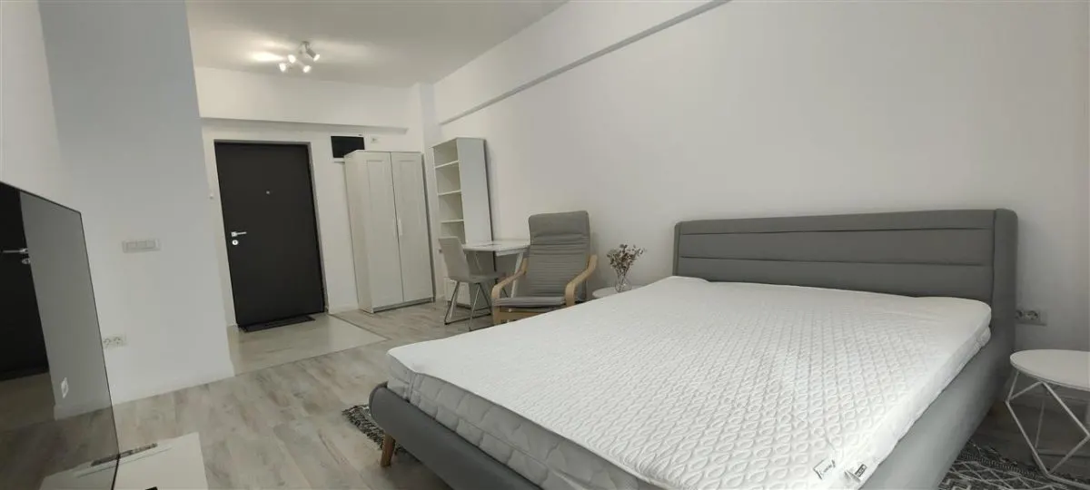 1 CAM  ,CENTRU, PARCARE,UNIREA TOWERS - foto 4