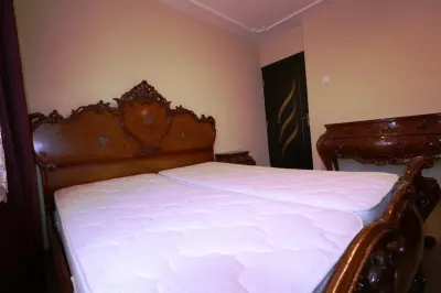 Apartament 2 camere Nicolina prima statie din Podu Ros - foto 5