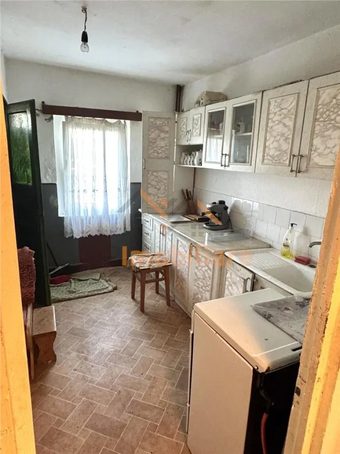 APARTAMENT CU 4 CAMERE,VOIVOZI - foto 1
