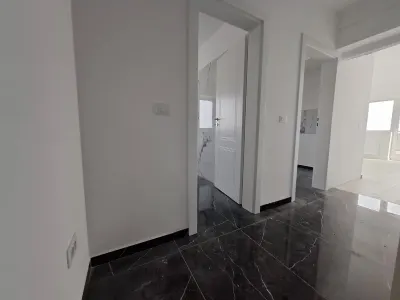 Apartament 1 camera de vanzare in Iasi, Galata, 46.72 mp, baie cu geam - foto 3