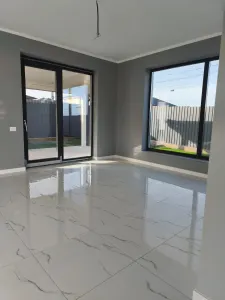 Casă Exclusivistă în Bucium - Finisaje Premium, 4 Camere - Barnova