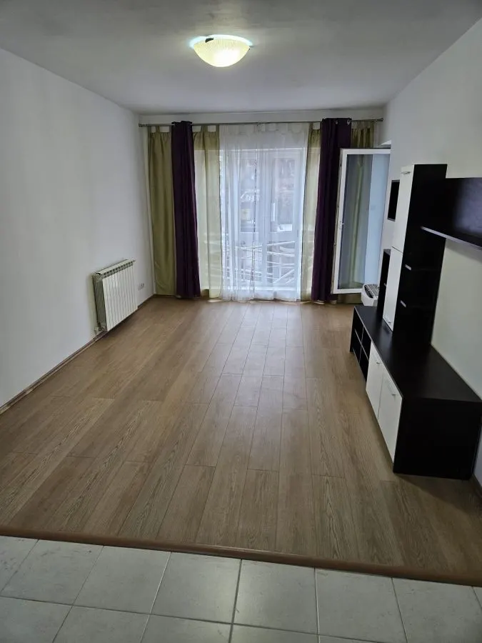 Apartament 2 camere Green Park 90.000 euro bloc 2009 - foto 1