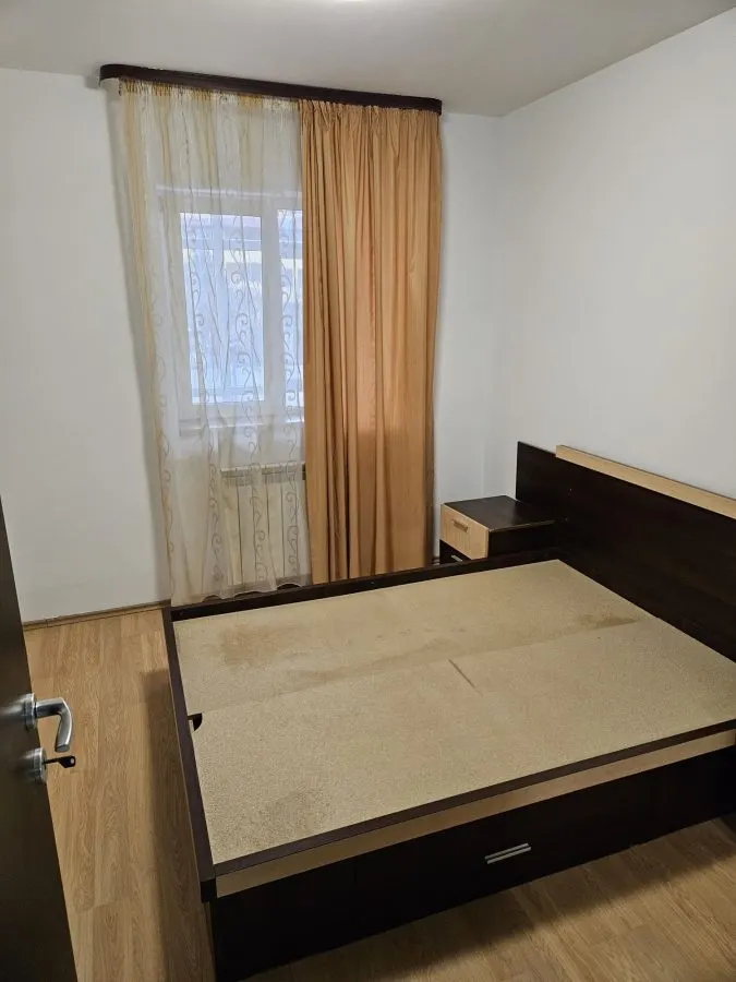 Apartament 2 camere Green Park 90.000 euro bloc 2009 - foto 3