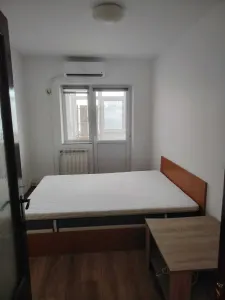 Apartament 4 Camere Independentei - 790 euro - foto 2