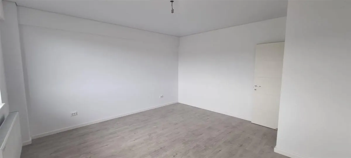 Apartament 2 camere decomandat 62mp - foto 4