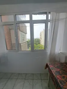 Apartament 3 Camere UMF - 450 euro - foto 2