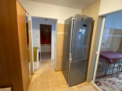 Apartament 2 camere Decomandat | 53 mp | Etaj 2 | Galata | - foto 4