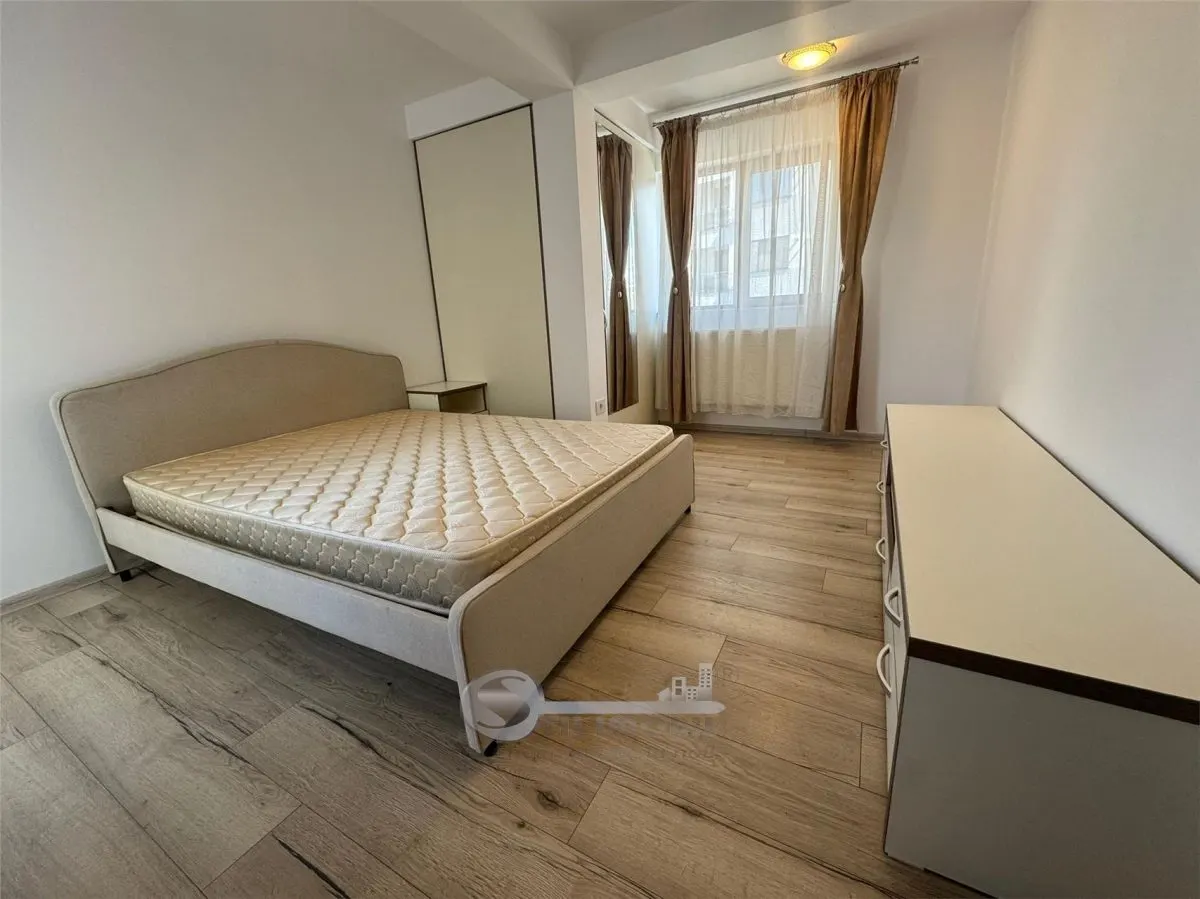 Ap 3 camere decomandat | Etaj 1I 76 mp| Lângă Palas |Parcare inclusa| Ideal investiţie - foto 1