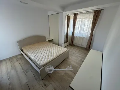 Ap 3 camere decomandat | Etaj 1I 76 mp| Lângă Palas |Parcare inclusa| Ideal investiţie - foto 4