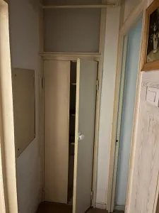 APARTAMENT 1 CAM DECOMANDAT PODU DE FIER ET 2 DIN 4 LIBER - foto 2