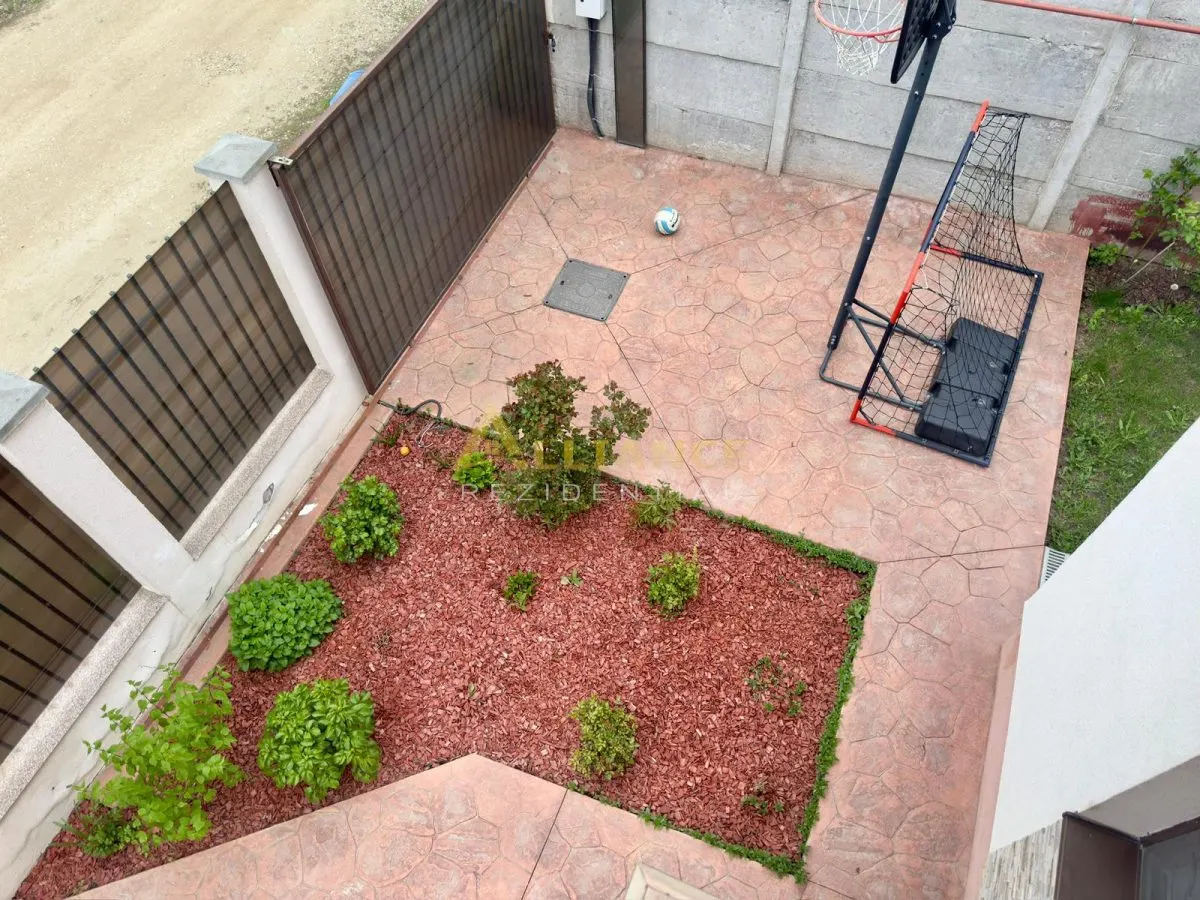 Vila individuala P+M - 5 camere - 3 bai - teren 400mp - foto 14