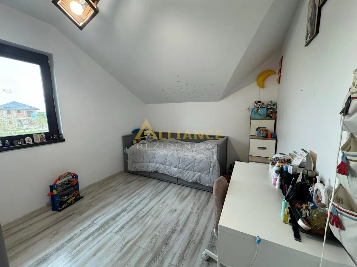 Vila individuala P+M - 5 camere - 3 bai - teren 400mp - foto 21