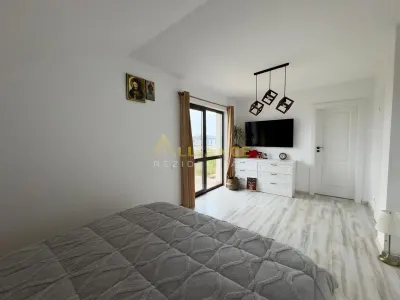 Vila individuala P+M - 5 camere - 3 bai - teren 400mp - foto 4