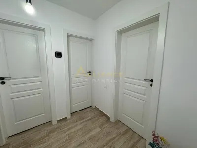 Vila individuala P+M - 5 camere - 3 bai - teren 400mp - foto 8