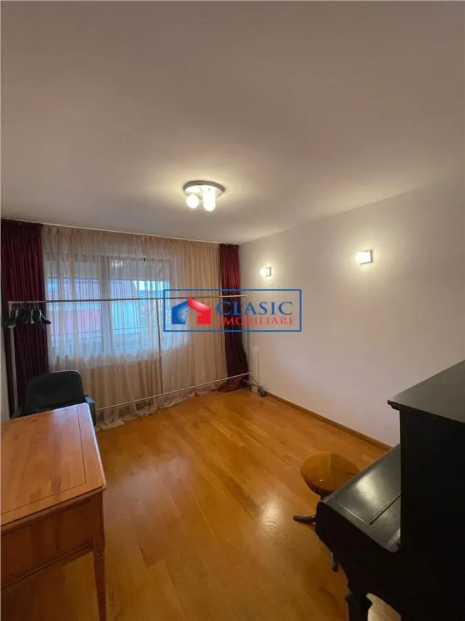 Inchiriere apartament 3 camere bloc tip vila in Andrei Muresanu- zona Engels - foto 11