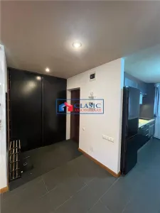 Inchiriere apartament 3 camere bloc tip vila in Andrei Muresanu- zona Engels - foto 4