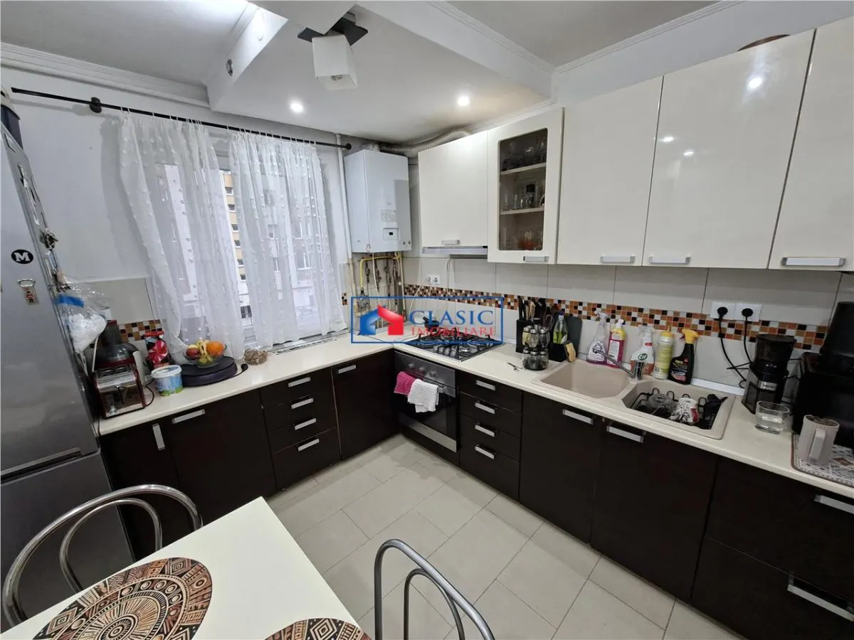 Vanzare apartament 3 camere decomandat Manastur zona Capat Primaverii, Cluj-Napoca - foto 1