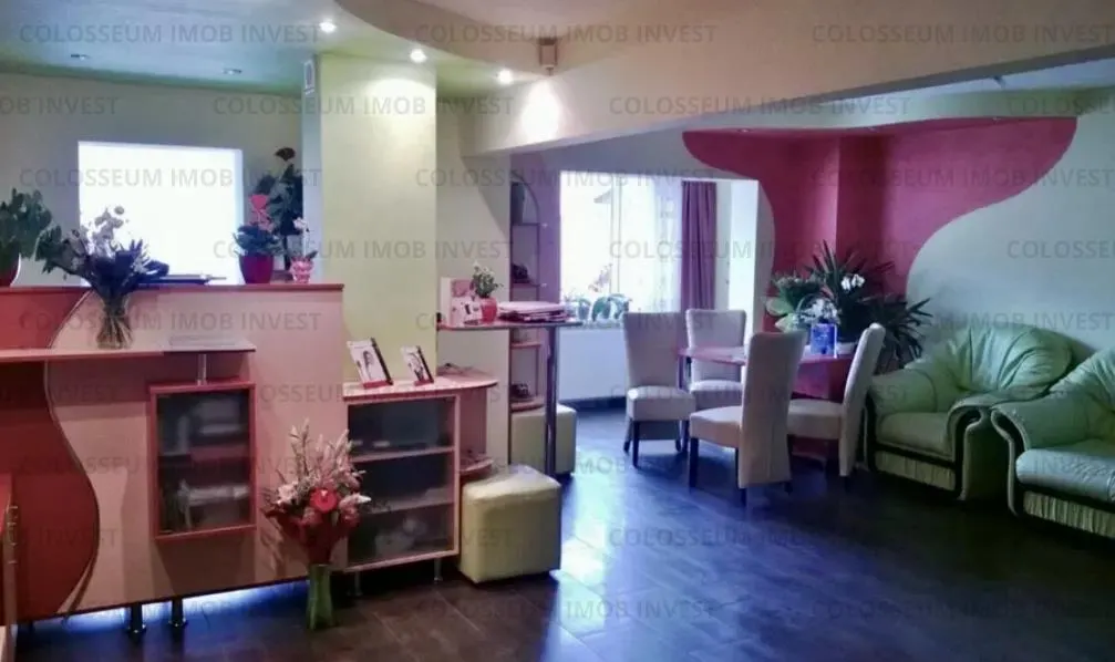 Apartament 4 camere, decomandat - zona Racadau - foto 2