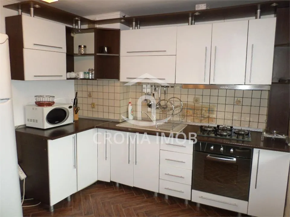 Apartament 2 camere de inchiriat in Ploiesti, zona Ultracentrala - foto 13