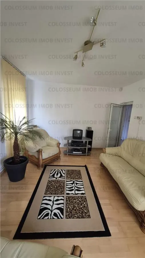 Apartament cu 2 camere, decomandat - zona Racadau - foto 1