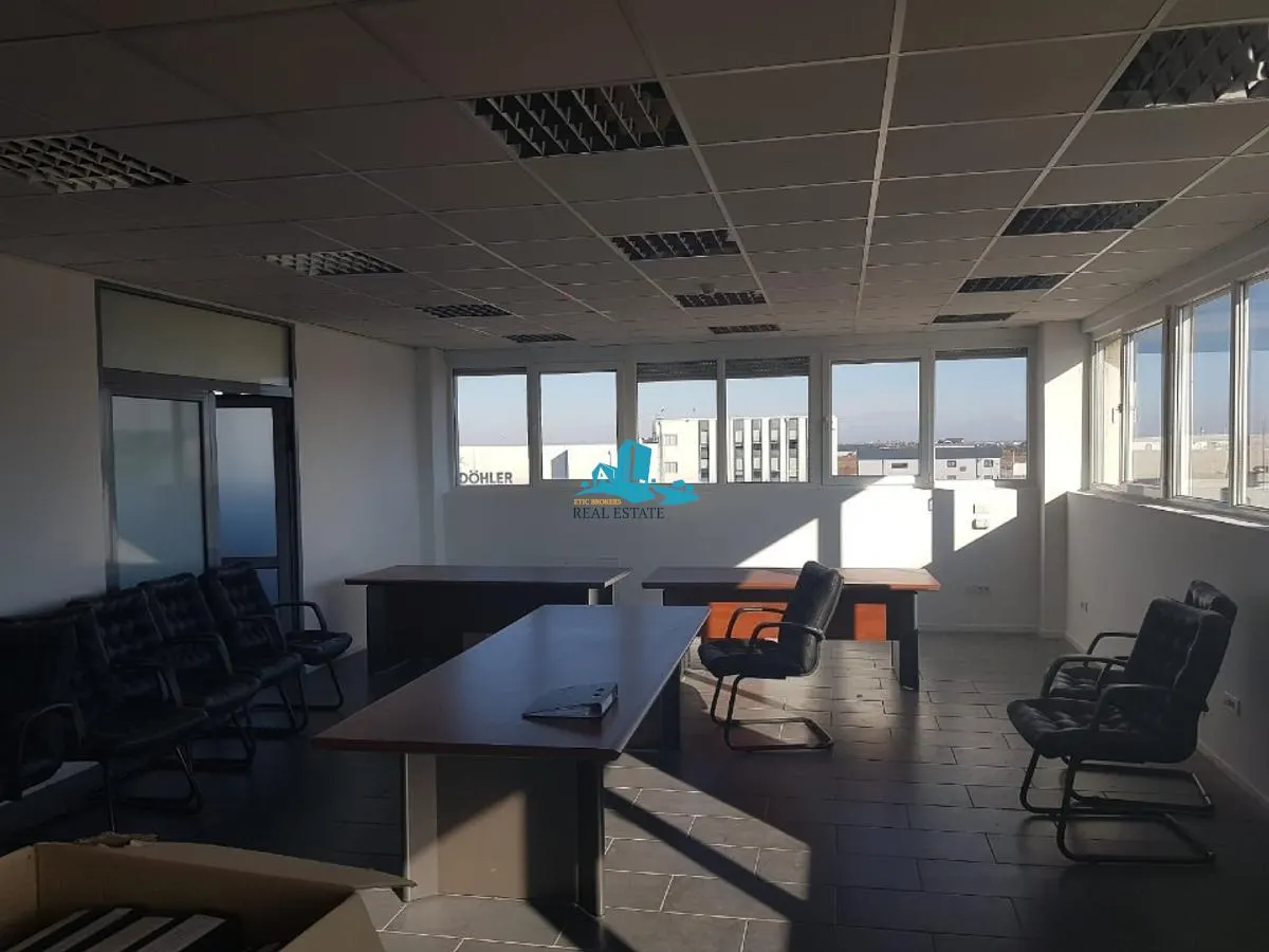 Vanzare hala 2750 mp si Cladire de birouri, Industriilor, Chiajna, acces usor A0 - foto 9