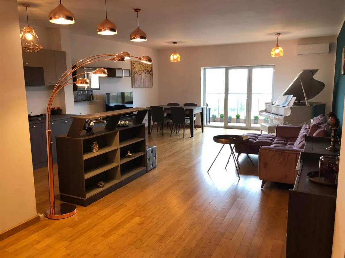 Inchiriere apartament 3 camere, Lux, vedere deosebita, Fratelli - Floreasca - foto 1