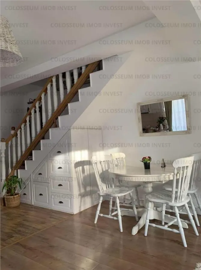 Apartament cu 2 camere, decomandat - zona Triaj - foto 1