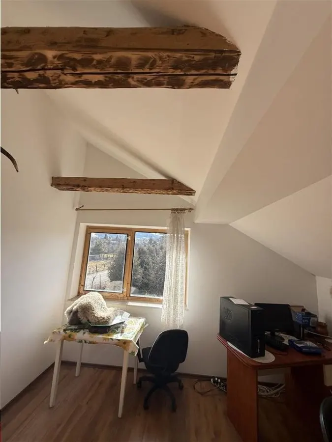 Casa la munte cu teren 2 hectare - foto 10