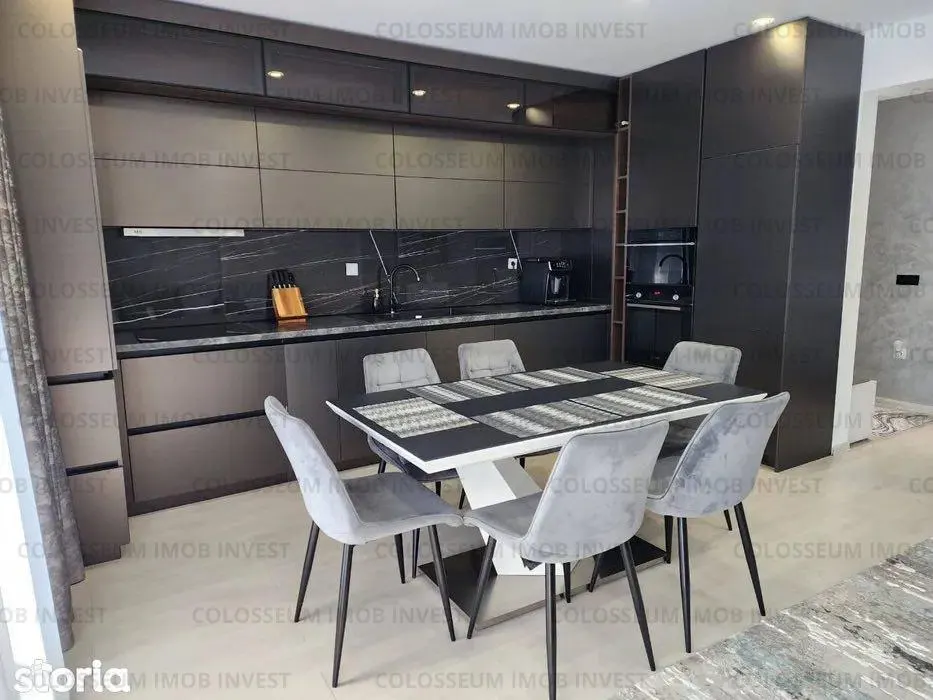 Apartament 5 camere, 2 bai - zona Tractorul - foto 2