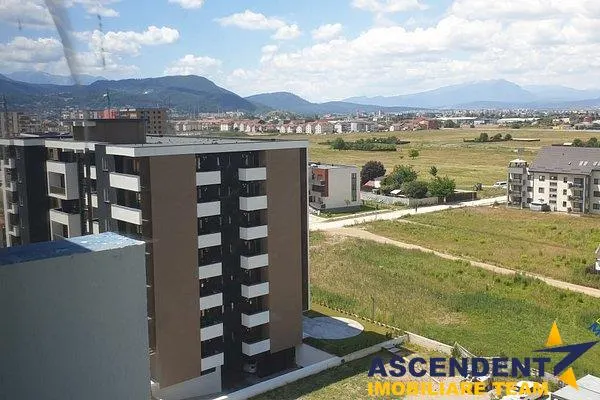 10.000mp intravilan, front la doua strazi, configuratie avantajoasa, aria Coresi, Tractorul, Brasov - foto 5