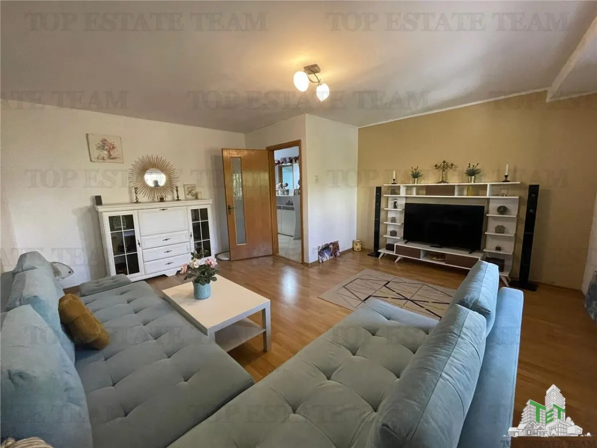 Vila pentru 3 familii si oportunitate investitie in zona Obor - foto 1
