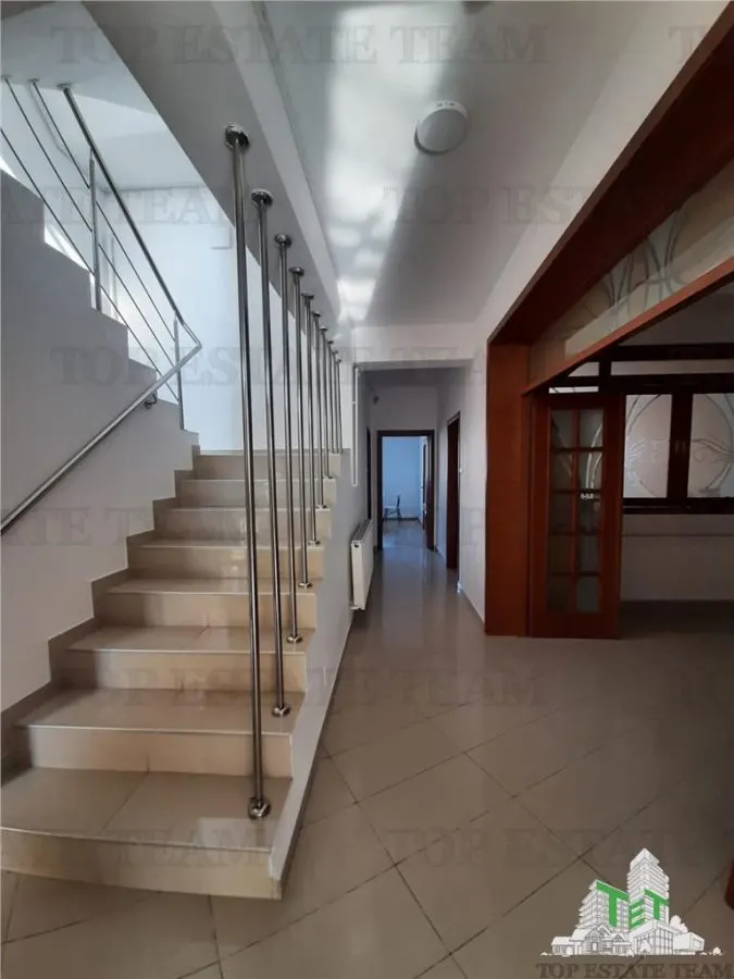 Tineretului-vila individuala aproape  de metrou si parc --pozitie excelenta - foto 2