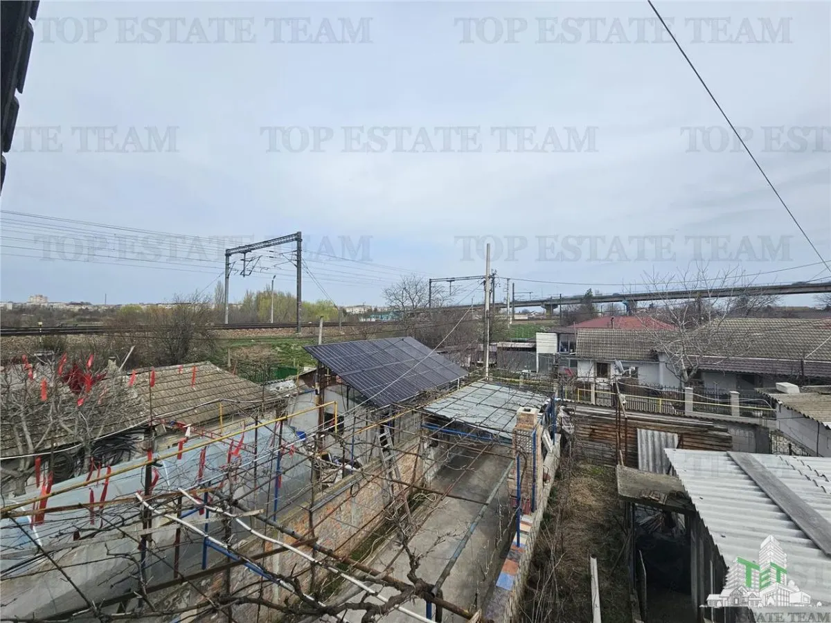 Casa 4 camere plus anexe zona gara Medgidia, Constanta - foto 14