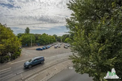 Spatiu comercial cu excelenta vizibilitate langa Parcul Carol - foto 8