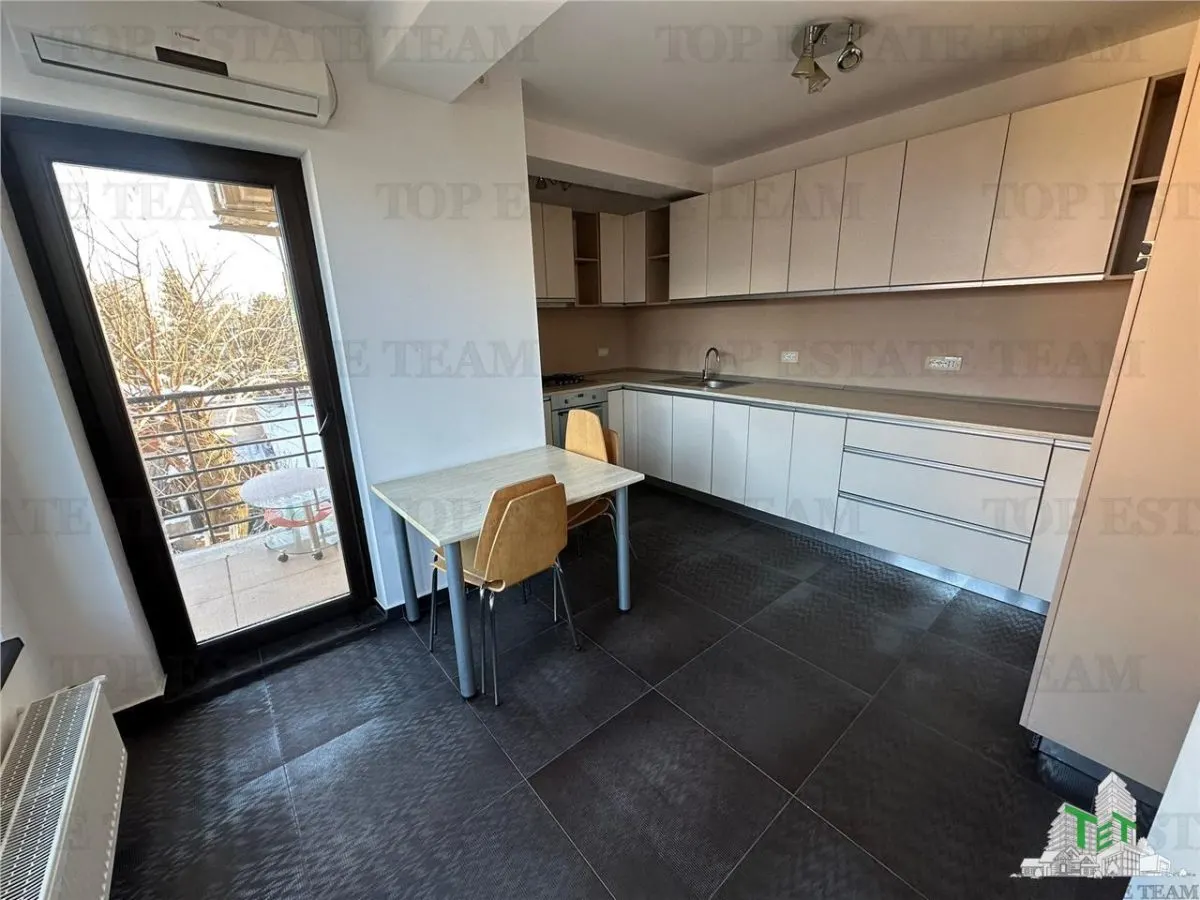 Apartament 3 camere cu loc de parcare, scoala nr 179 in zona Damaroaia - foto 14