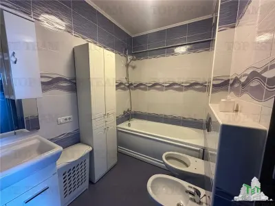 Apartament 3 camere cu loc de parcare, scoala nr 179 in zona Damaroaia - foto 6