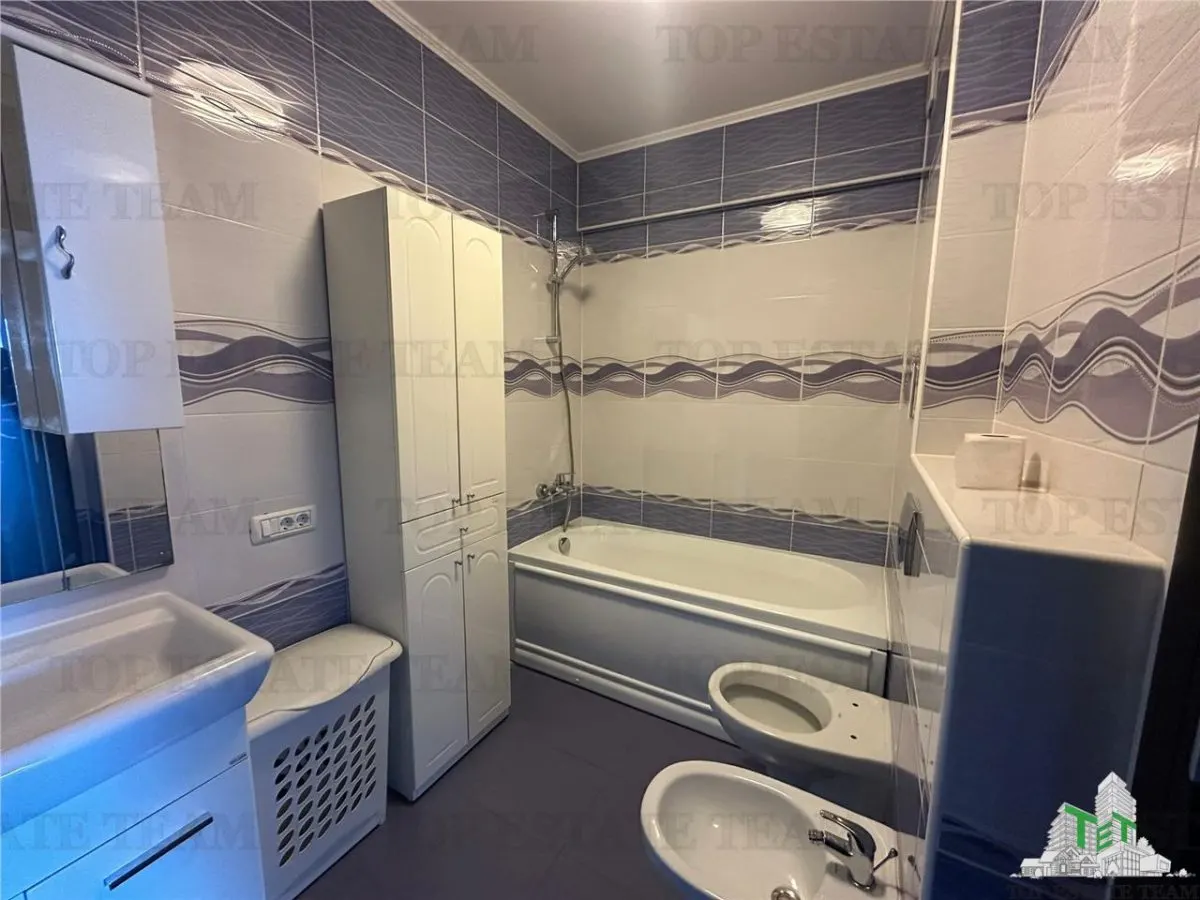 Apartament 3 camere cu loc de parcare, scoala nr 179 in zona Damaroaia - foto 6