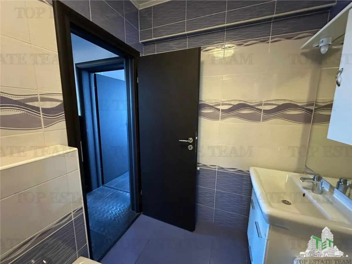 Apartament 3 camere cu loc de parcare, scoala nr 179 in zona Damaroaia - foto 7