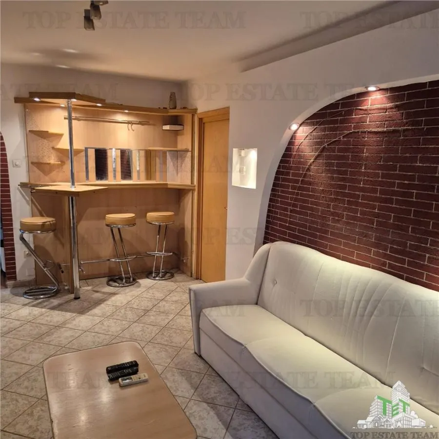Apartament spatios cu 4 camere plus boxa accesibila din interior. - foto 6