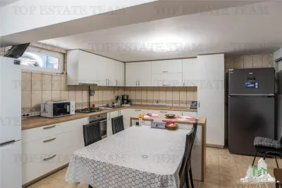 Vila de vanzare, structura din beton - Piata Muncii | Pretabila locuinta sau birouri - foto 7