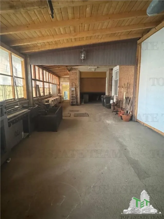 Casa spatioasa si versatila de vanzare in Eforie Nord - ideala pentru locuinta + afacere! - foto 10
