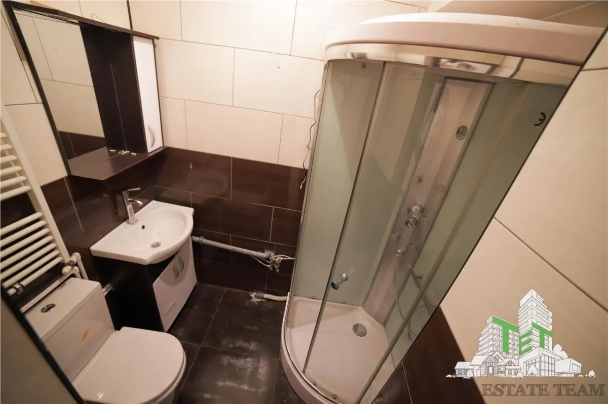 Apartament 2 camere si curte de 37 mp, aproape de Scoala 179 de vanzare in zona Damaroaia - foto 8